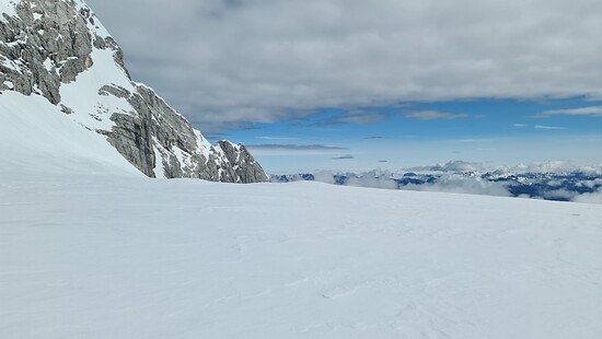 Anhaltende Schneefälle im Dachstein